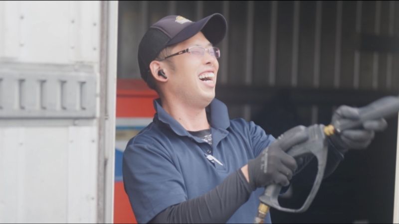 安定した働き方を表すスタッフ・事務所のイメージ
